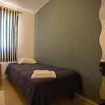 Hi - De Juventude Hostal Oeiras