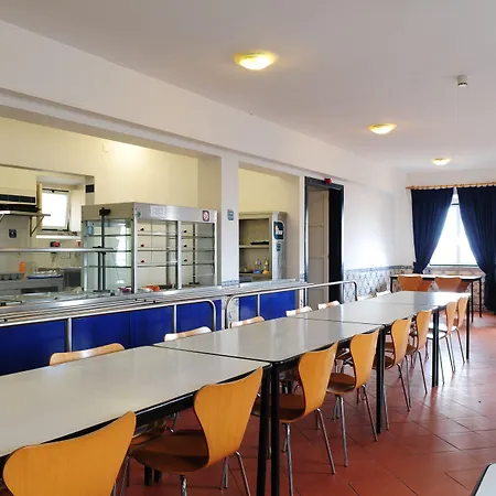 Hi - De Juventude Hostel Oeiras
