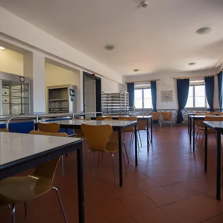 Hi - De Juventude Hostel Oeiras