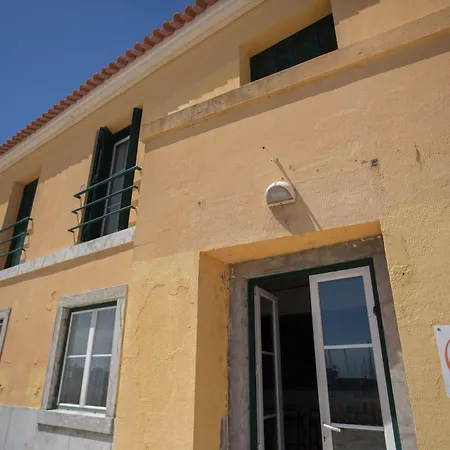 Hi - De Juventude Hostel