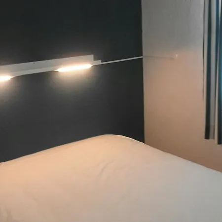 بيت شباب Hi - De Juventude أويراس