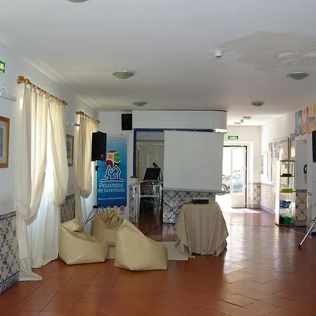 Hi - De Juventude Hostel Oeiras